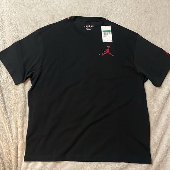 Jordan Flight Essentials Tee - Picture 4 of 7